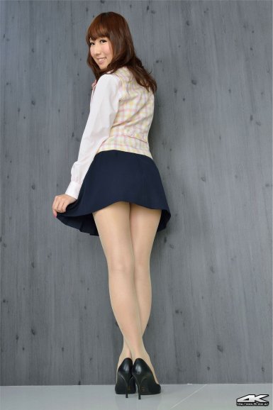 谁在炒作书画崩盘论游资身影浮现_开云体育app下载(图4) 谁在炒作书画崩盘论游资身影浮现_开云体育app下载(图4)